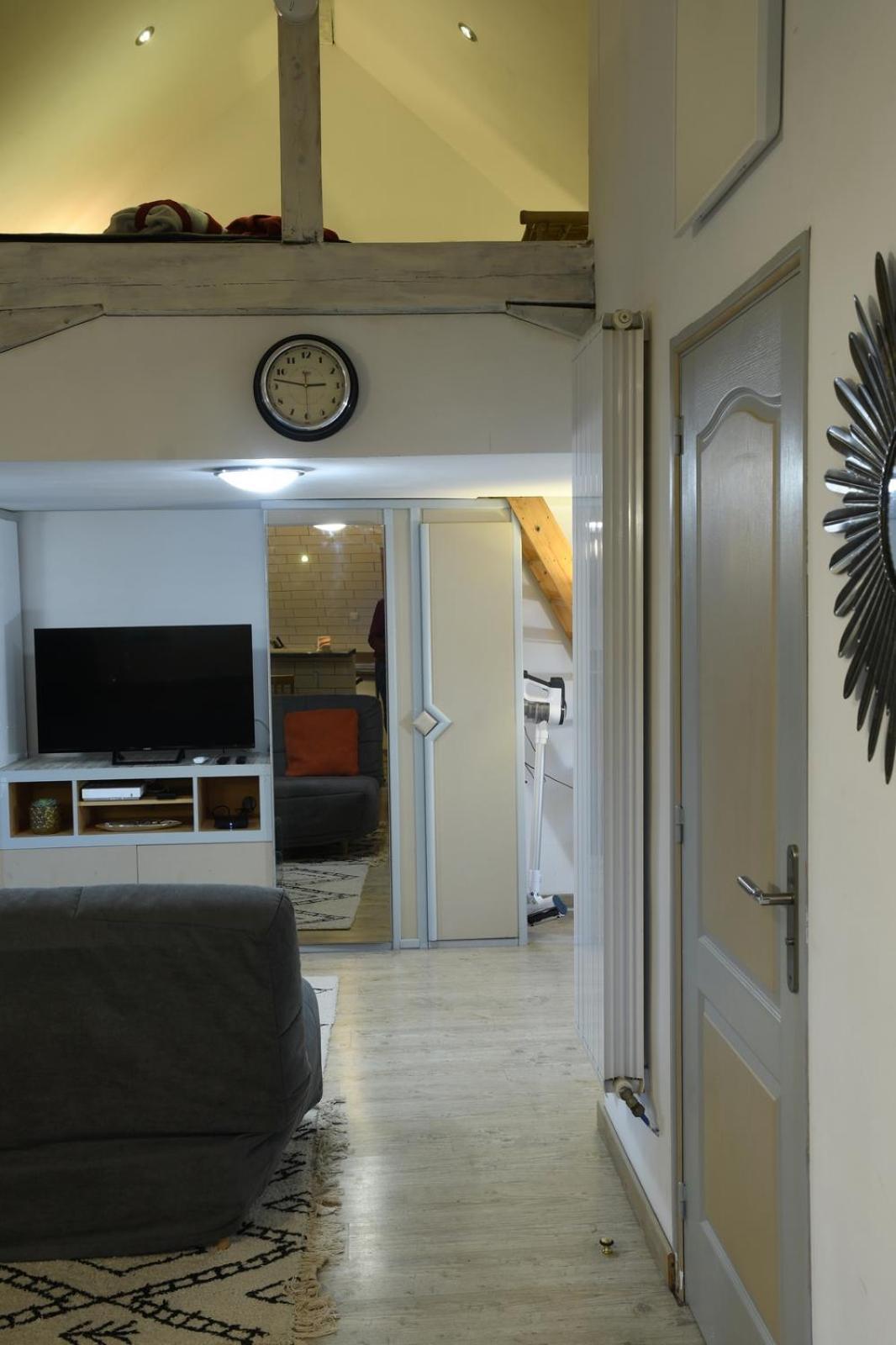 Duplex Spacieux Tout Confort Mulhouse Luaran gambar